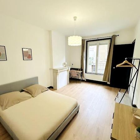 Le Moderne Apartment ชาร์เลอวิลล์-เมซิแยร์ ภายนอก รูปภาพ